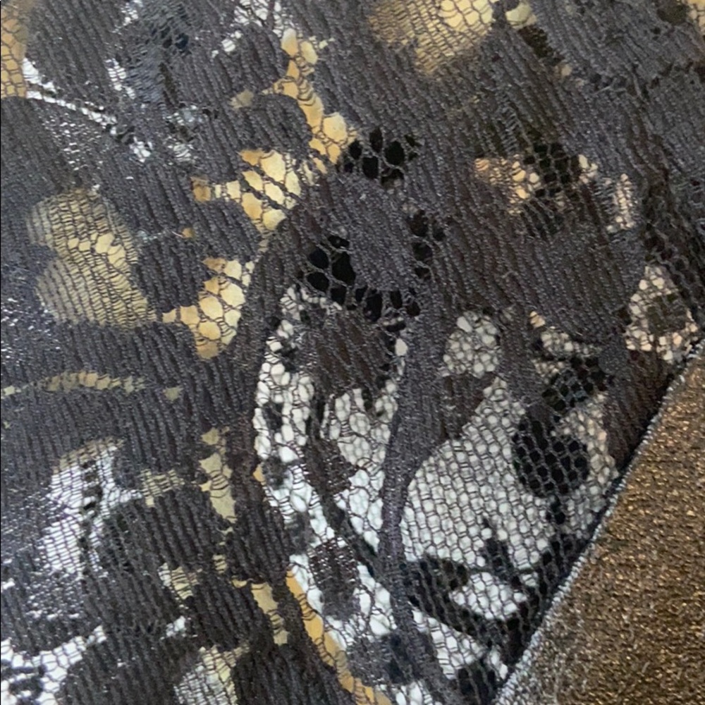 Tinley Road Vegan Leather and Lace Tee - Picture 3 of 4